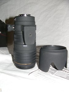 Sigma SA 70-200 P1140708 (c) PPf.jpg Sigma SA 70-200 P1140708 (c) PPf.jpg