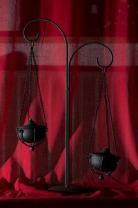 F8  1-200  ISO 100  Blitz eine Stufe höher.jpg