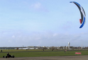 BuggiKit900.jpg BuggiKit900.jpg