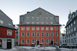 RotesHaus1.jpg