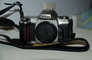 Nikon F_1600x1051.jpg