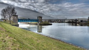 Schleuse Meiderich-5.jpg