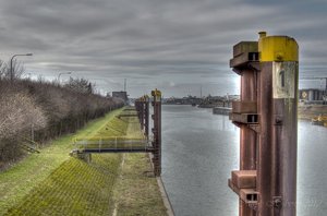 Schleuse Meiderich-9.jpg