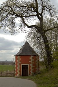 Vivi28-300-1 (7).jpg Vivi28-300-1 (7).jpg