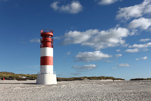 Leuchtturm_Düne.jpg