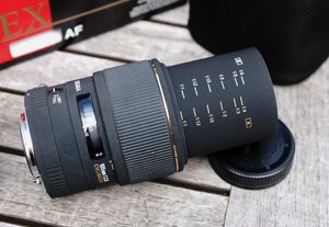 Sigma 105 macro -Sigma 105 Macro 2.jpg