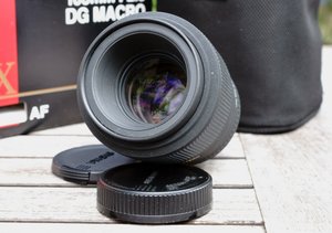 Sigma 105 macro -Sigma 105 Macro 4.jpg