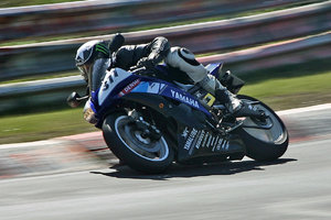 Yamaha_0592.jpg Yamaha_0592.jpg