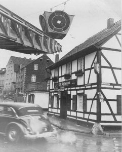 1ampelgl.jpg 1ampelgl.jpg