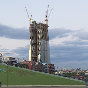 EZB Gebäude Crop aus 14mm.jpg