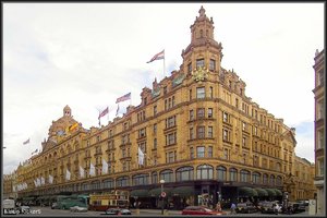 Harrods  3.jpg