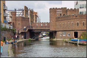 Camdem Lock Market2.jpg