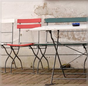 Dangast 500 kbDangest 100 Stühle.jpg