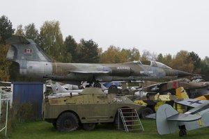 F104 CAF.jpg