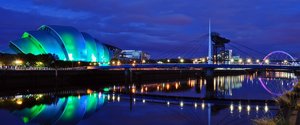 Glasgow, Clyde Auditorium am River Clyde.jpg