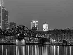 UBS Gebäude SW LAB bearbeitet.jpg