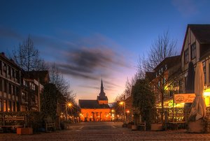 Bodenwerder HDR -7fff.jpg