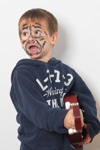 Jonathan Gitarre 4.jpg