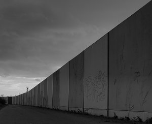 Mauer längs SW PS.jpg