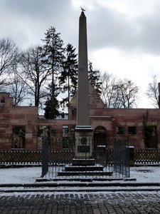 Denkmal des Firmengründers..jpg