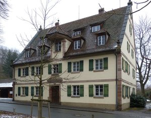 Ehemaliges Gasthaus - Renoviert.jpg