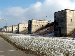 Türme gegenüber Steintribüne..jpg Türme gegenüber Steintribüne..jpg