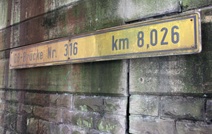 IMG_7235_web.jpg IMG_7235_web.jpg