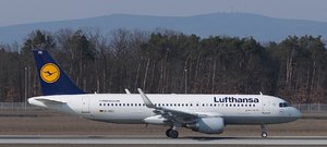 Flughafen LH DAIZO_0001.jpg