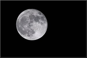 the_moon osawa-70-300.jpg