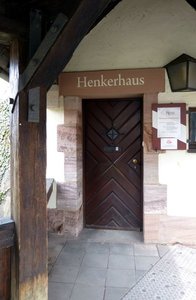 Türe zum Henker Haus.jpg