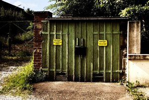 Gelb DSC08830 Nex 5N + Pentacon 30mm psf (c) PPf.jpg