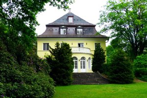 Steinlein Villa 2.jpg Steinlein Villa 2.jpg