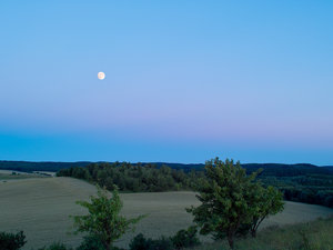 2013_06_21_Brodowin_Rummelsberg_Mond_0092_1200x900pix.jpg