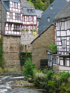 Monschau 02_Bildgröße ändern.JPG