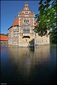 Burg Vischering 21.jpg Burg Vischering 21.jpg