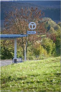 Tanken bei Homberg 01.jpg