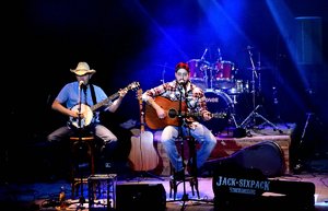 c_DSC_1974.jpg c_DSC_1974.jpg