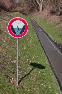 Schilder-_DP1 - SDIM2003_1.jpg