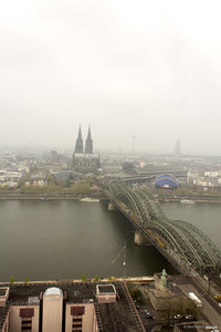 Koeln_Dom_Hohenzollern_1.jpg