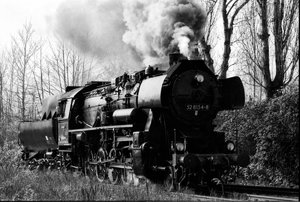 cphotole_15  DAMPF  4800DPI.jpg