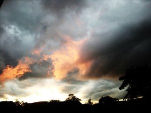 Himmel 10.8.14  IV.jpg