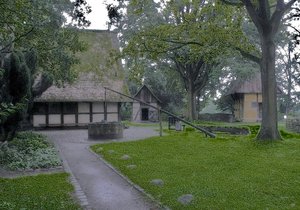 Brunnen im Mühlenhof 26.8.14.jpg