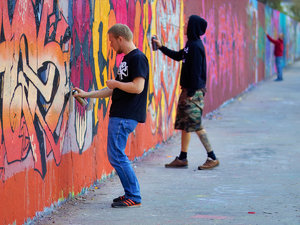 2014_10_15_SD9_Bln_Mauerpark_Graffitti_Wand_0013_0014_VarA_1200x900pix.jpg