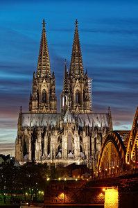 Köln bei Nacht_001.jpg