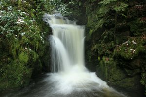 Wasserfall1.jpg Wasserfall1.jpg
