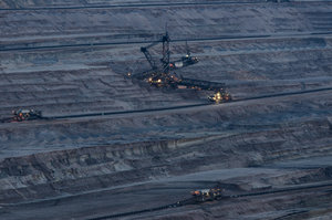 Aussichtspunkt Elsdorf Tagebau Hambach 3.jpg Aussichtspunkt Elsdorf Tagebau Hambach 3.jpg