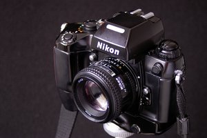 000121 - NIKON F4__DOKU.jpg