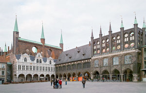 luebeckmarkt2.jpg luebeckmarkt2.jpg