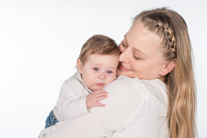mami mit Weinendem 1200.jpg