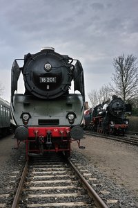 000408-01 201  EMBB.jpg